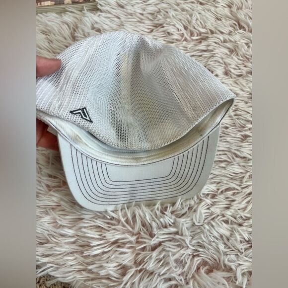 Armadillo Hat Co. Ace Pacific Headwear Maroon White Snapback Hat Style X216 S-M - Picture 6 of 8